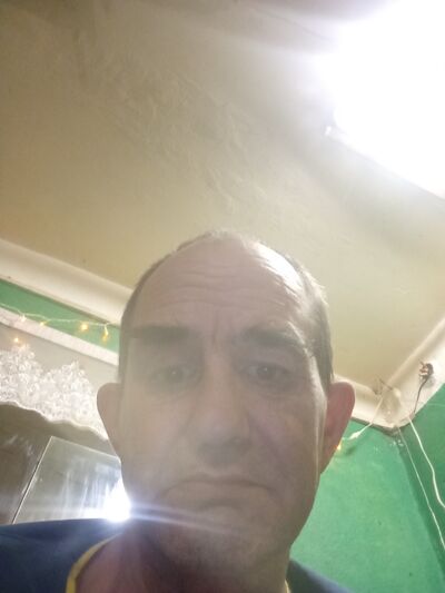  ,   Maksim, 48 ,   ,   