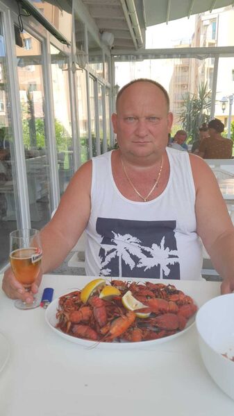  Frankfurt am Main,   , 52 ,   ,   