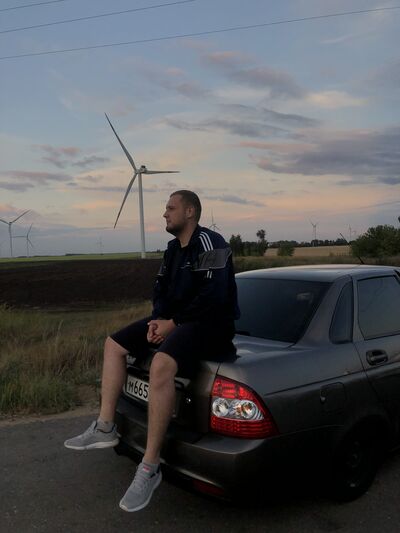  ,   Anton, 27 ,   ,   
