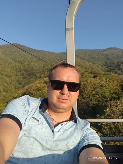  ,   Gennady, 39 ,   c 