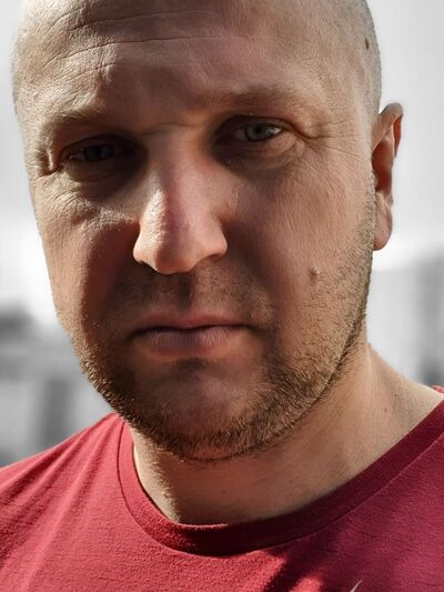  ,   Vladimir, 42 ,   ,   
