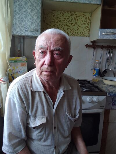  ,   Aleks, 41 ,   ,   