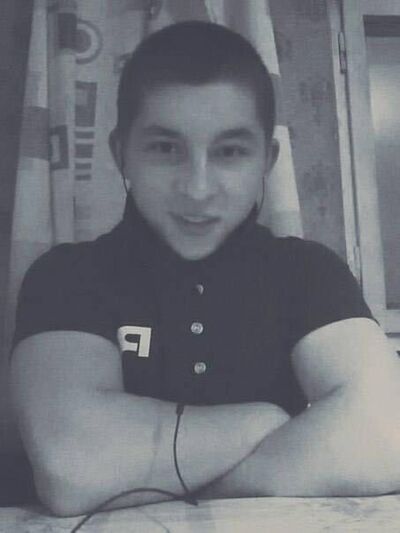  ,   Andriy, 28 ,   ,   