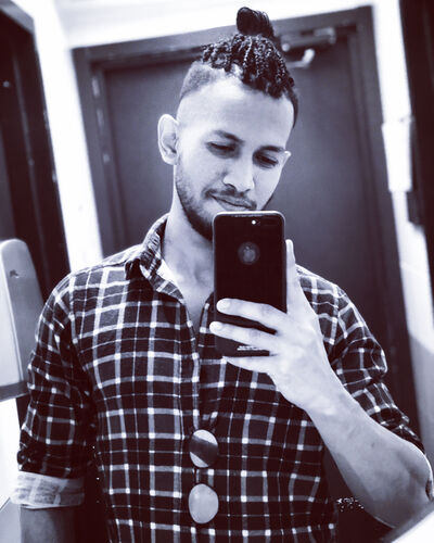 ,   Wlad, 31 ,   ,   