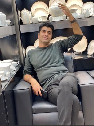  ,   Mohsen, 38 ,   ,   