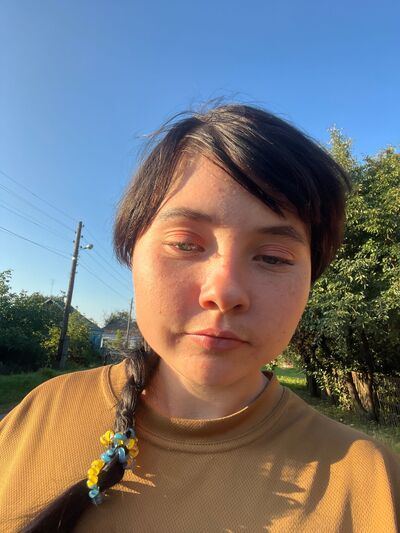  ,   Nina, 20 ,   ,   