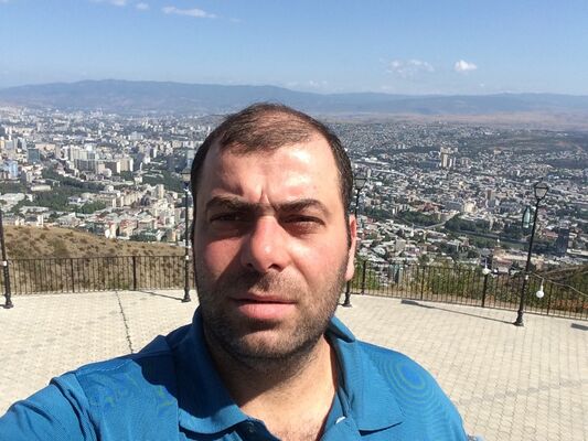  ,   Dato, 42 ,     , c 