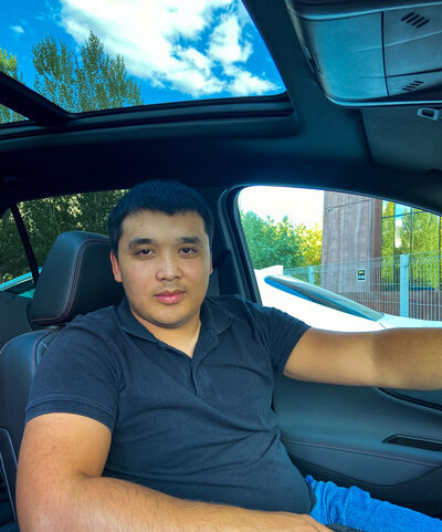  ,   Zhaxylyk, 30 ,     , c , 