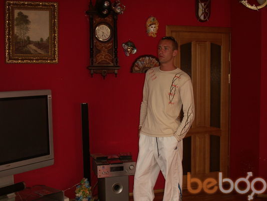  ,   Xikar, 42 ,   