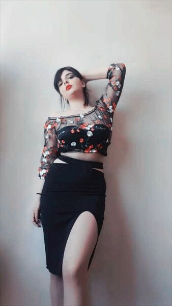 ,   Laska, 27 ,   ,   , c 