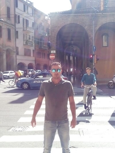  ,   Viktor, 45 ,   ,   , c 