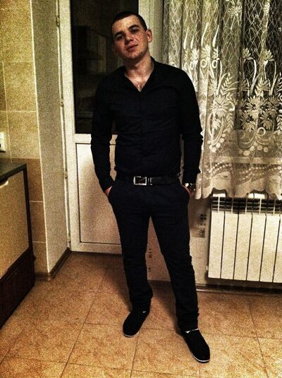  ,   Behruz, 30 ,   