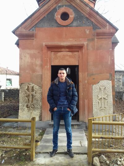  ,   Narek, 26 ,   ,   