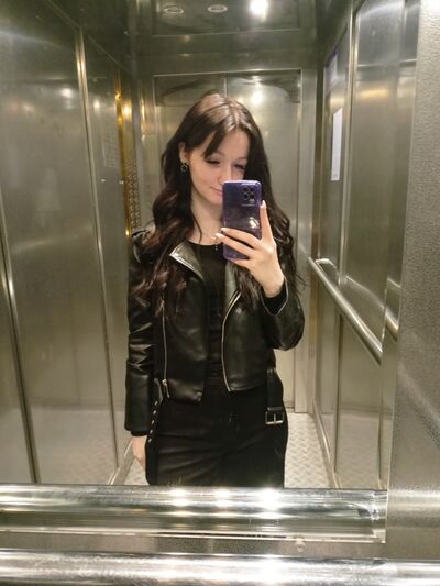  -,   Elizaveta, 21 ,  