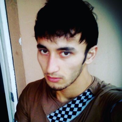  ,   Ali, 32 ,   ,   , c 