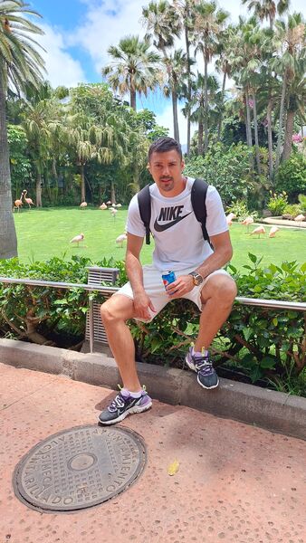  ,   Sasha, 37 ,   ,   