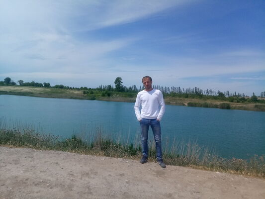  ,   Elvin, 32 ,   ,   , c 