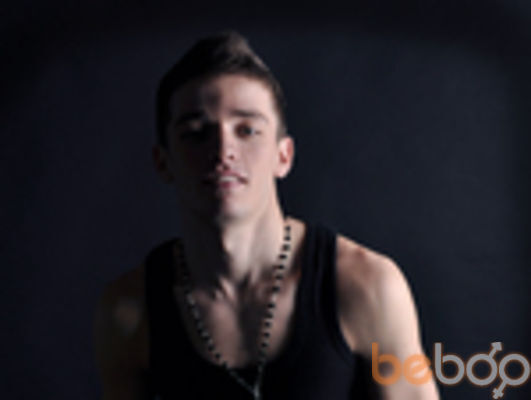  ,   Adam, 40 ,     , c 