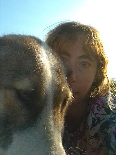  ,   Elena, 38 ,   c 