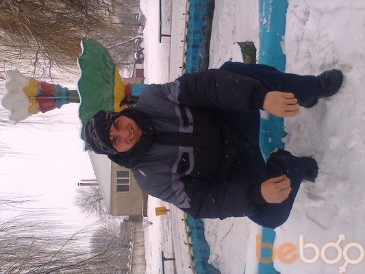  3869055  TOSIK, 44 ,    