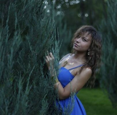  ,   Nadia, 33 ,   ,   