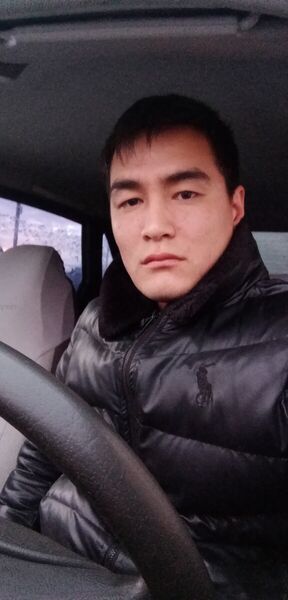  ,   Kuat, 34 ,  