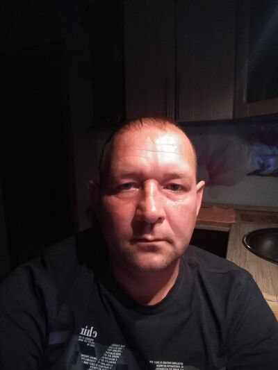  ,   Igor, 41 ,   c 