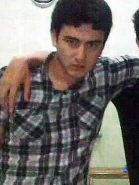  19041795  Bakir, 31 ,    