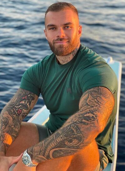  ,   Roman, 37 ,   ,   