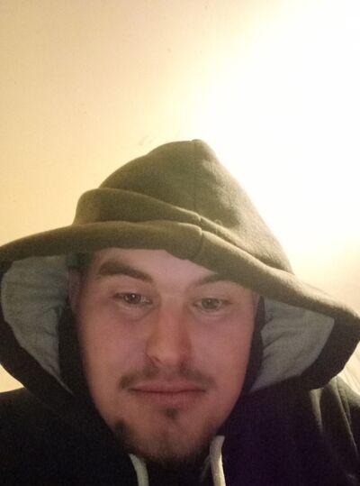 ,   Denis, 30 ,   ,   