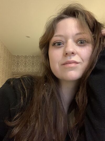  ,   KiKi, 31 ,   