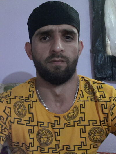  ,   Azam, 37 ,   ,   , c 