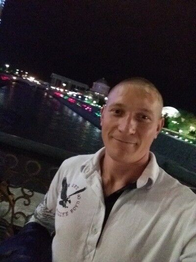  Novy,   , 39 ,   ,   , c 