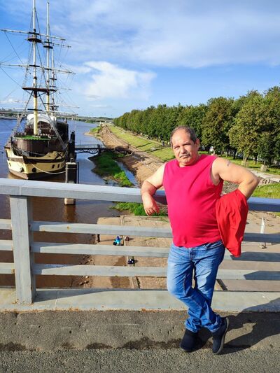  ,   Vladimir, 54 ,   ,   , c 