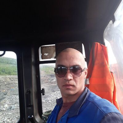  ,   Akmal, 37 ,   ,   , c 
