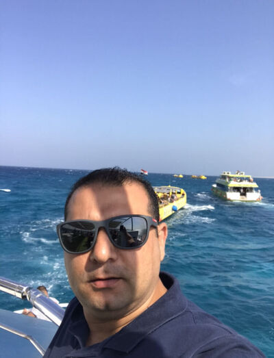  ,   Ahmed, 43 ,   ,   , c , 