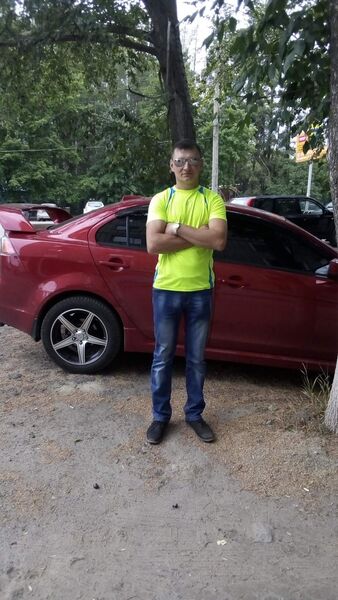  ,   Sergei, 36 ,   ,   