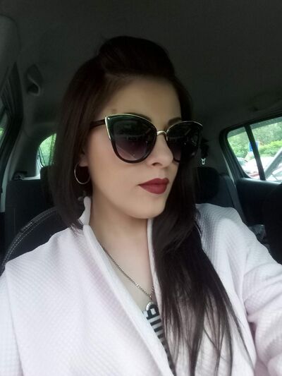  ,   Ina, 34 ,   ,   