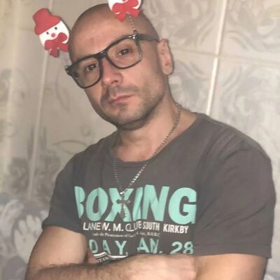 -,   NikoLas, 41 ,   