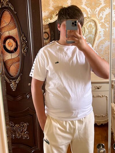  ,   Simon, 21 ,   ,   