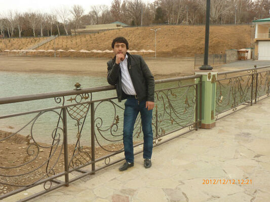  ,   Mukhsin, 35 ,  