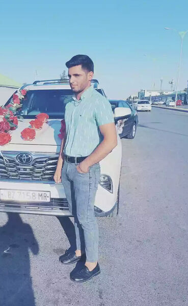  ,   Hassan, 32 ,   ,   