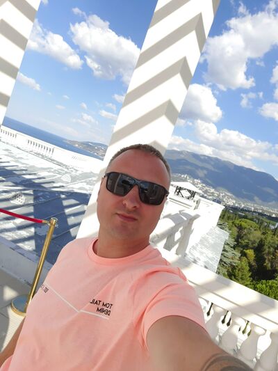  --,   Pavell, 39 ,   ,   