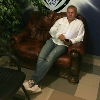 Ar Ram,   Steven, 55 ,     , c 