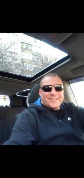  ,   Valentin, 48 ,     , c 
