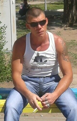  4593105  IVAN, 45 ,    