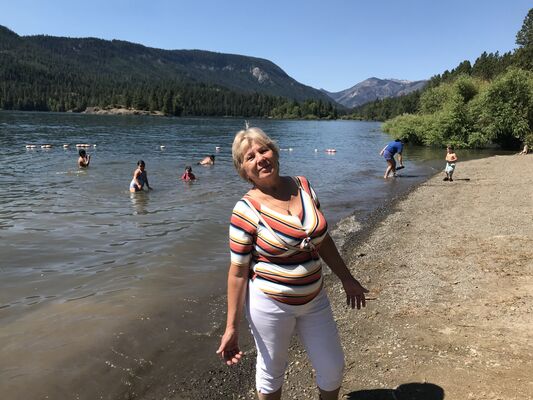  Bellevue,   Tatiana, 69 ,   ,   