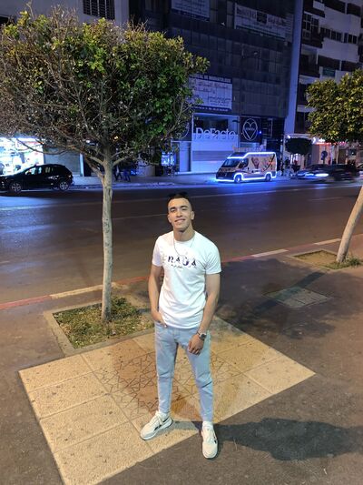  ,   Issam, 25 ,   ,   