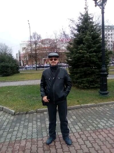  ,   Viktor, 62 ,   ,   
