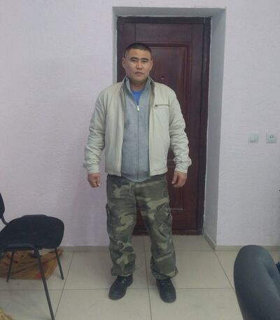  ,   Boris, 41 ,   ,   